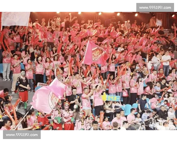 球迷狂欢！MLS赛场内外，热血与激情的盛宴